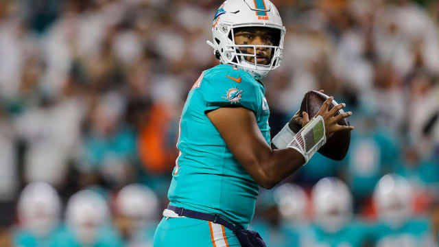 Miami Dolphins quarterback Tua Tagovailoa (1) throws a pass against the Cincinnati Bengals in the first half at Paycor Stadium.