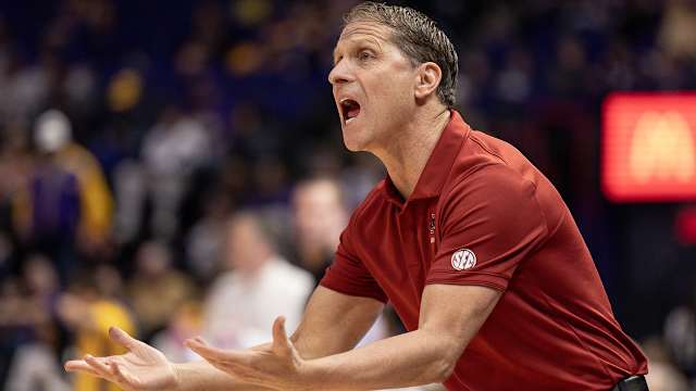 Razorbacks coach Eric Musselman on sideline against LSU
