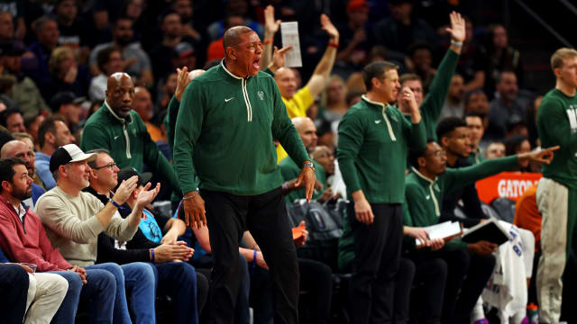  Milwaukee Bucks head coach Doc Rivers reacts during the first quarter of the game against the Phoenix Suns 