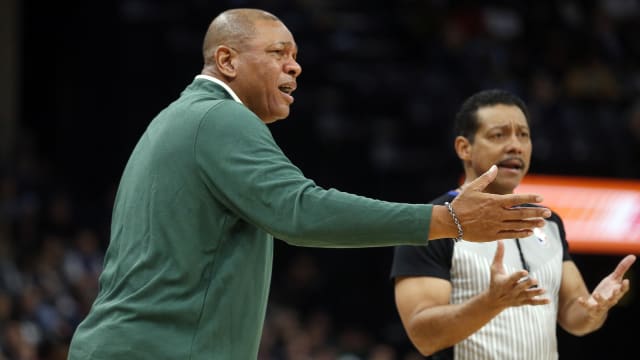Milwaukee Bucks head coach Doc Rivers react during the second half against the Memphis Grizzlies 