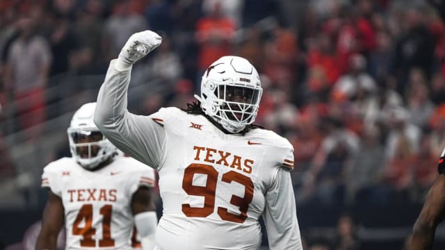 Texas defensive lineman T'Vondre Sweat.