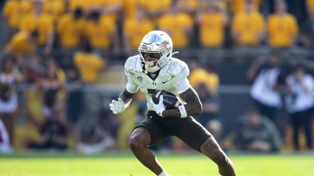 Nov 18, 2023; Tempe, Arizona, USA; Oregon Ducks wide receiver Troy Franklin (11) against the Arizona State Sun Devils at Mountain America Stadium.