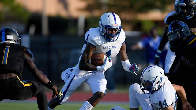 North Caroline's Zymear Smith (1) rushes against Wi-Hi Thursday, Sept. 8, 2022, at Wicomico County Stadium in Salisbury, Maryland. The Tribe defeated the Bulldogs 42-0. Fbh Wi Hi North Caroline
