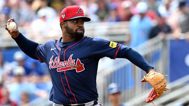 Mar 2, 2024; Dunedin, Florida, USA; Atlanta Braves pitcher Reynaldo Lopez (40) throws a pitch in the first inning of the spring training game against the Toronto Blue Jays at TD Ballpark.
