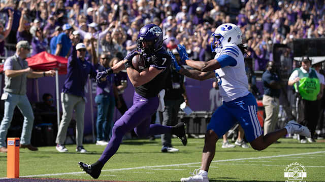 JP Richardson scores a touchdown over BYU.