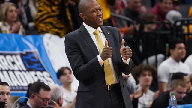 Missouri Tigers head coach Dennis Gates reacts while watching game action against the Utah State Aggies during the first half at Golden 1 Center.