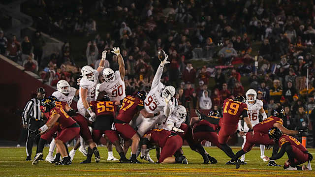 t'vondre sweat iowa state