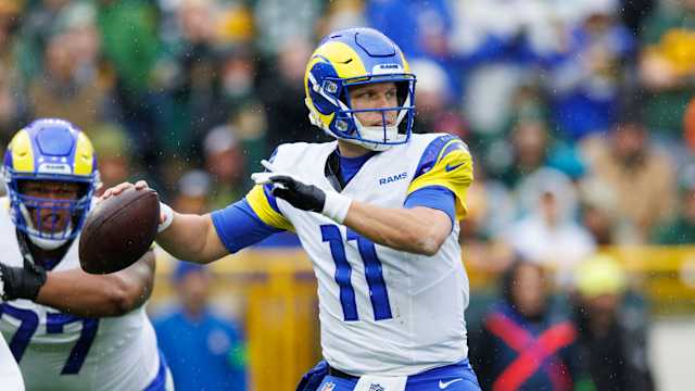 QB Brett Rypien winds up to throw