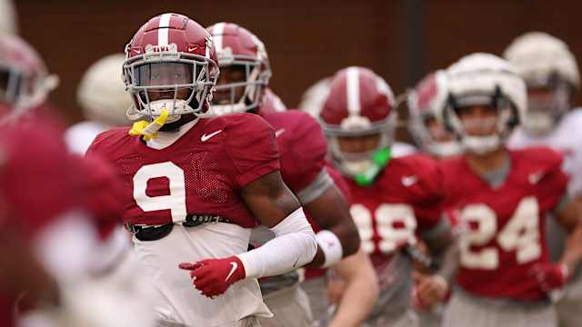 Trey Amos (9)