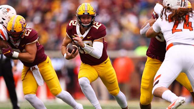 Cole Kramer runs for touchdown