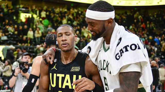Utah Jazz guard Kris Dunn (11) congratulates Milwaukee Bucks forward Bobby Portis (9) 