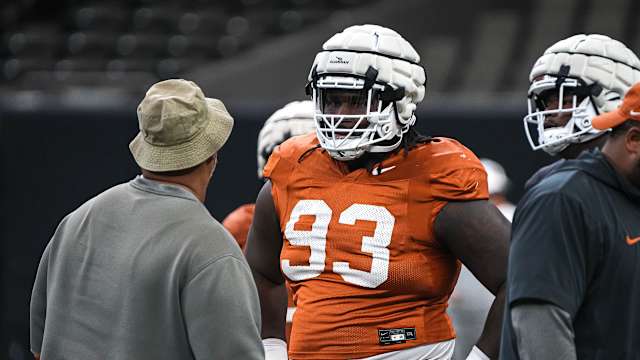Bo Davis and T'Vondre Sweat