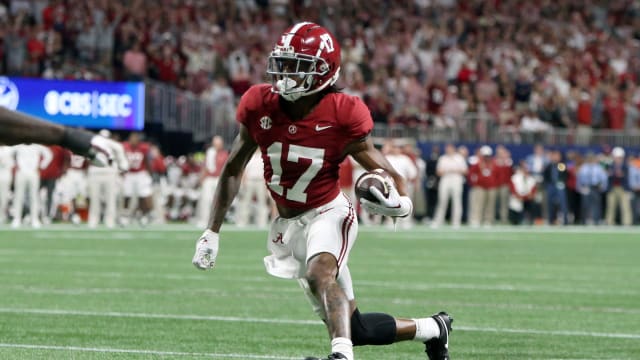 Dec 2, 2023; Atlanta, GA, USA; Alabama Crimson Tide wide receiver Isaiah Bond (17) runs for a touchdown against the Georgia Bulldogs in the fourth quarter at Mercedes-Benz Stadium. Mandatory Credit: Brett Davis-USA TODAY Sports