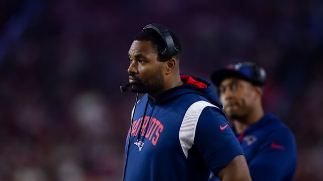 Dec 12, 2022; Glendale, Arizona, USA; New England Patriots linebackers coach Jerod Mayo against the Arizona Cardinals at State Farm Stadium.