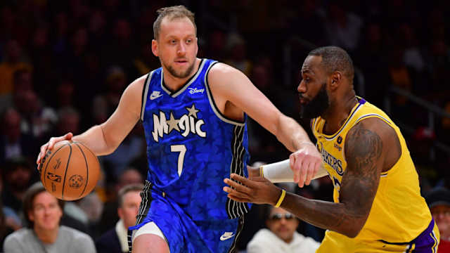 Joe-Ingles-900x600