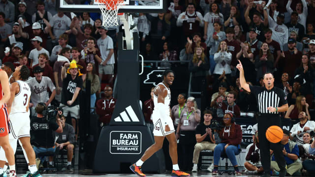 Cameron Matthews vs. Auburn
