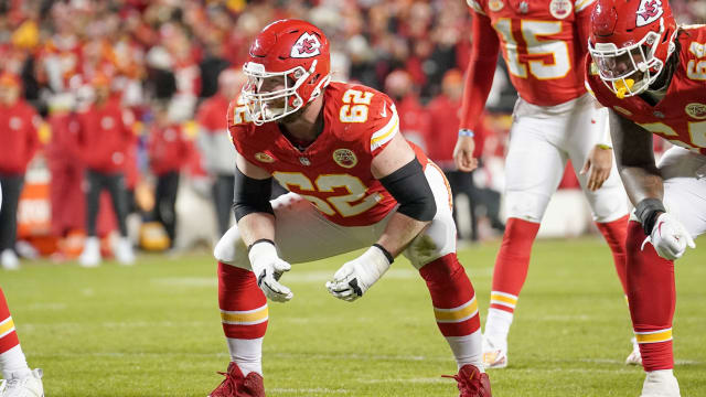 Dec 10, 2023; Kansas City, Missouri, USA; Kansas City Chiefs guard Joe Thuney (62) at the line of scrimmage against the Buffalo Bills during the game at GEHA Field at Arrowhead Stadium. Mandatory Credit: Denny Medley-USA TODAY Sports  
