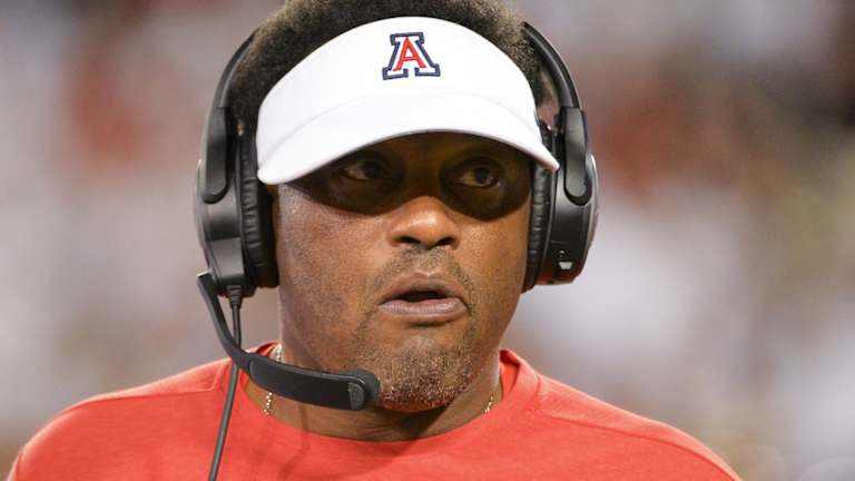 Arizona football: Sumlin turns to Cecil as coordinator amid defensive woes