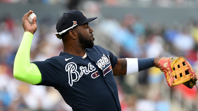 Marcell Ozuna injured with a soap dish