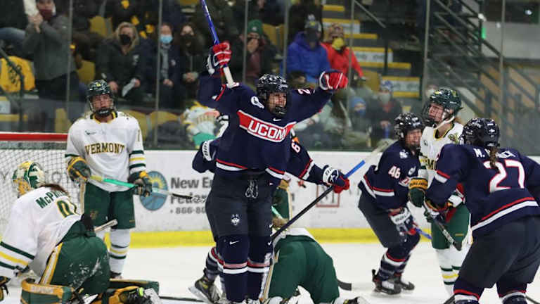 Hockey: Women's Team Advance To Hockey East Championship
