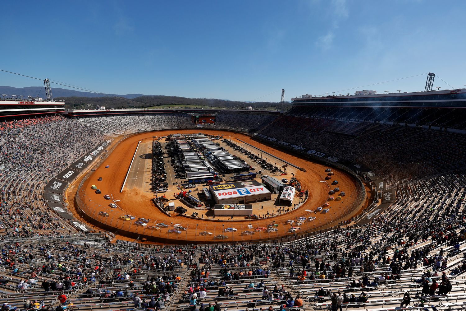 Ready to get dirty? NASCAR at Bristol highlights this weekend's racing schedule
