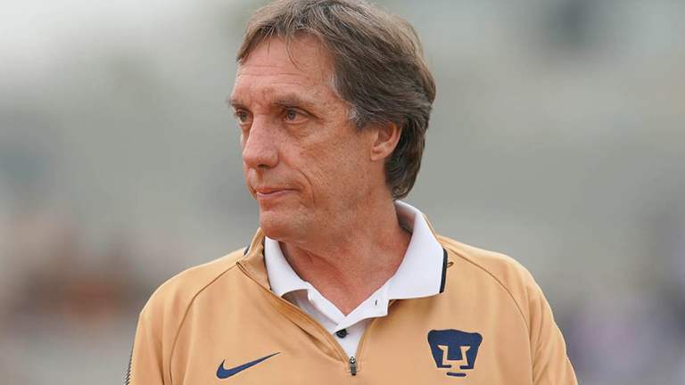 Ares de Parga apunta a dirigir selecciones nacionales y a que el negocio fluya
