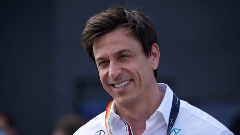 Mercedes Chief Pokes Fun At Max Verstappen's Dramatic Qualifying Retirement