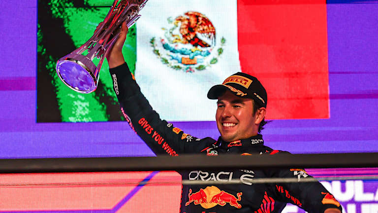El triunfo de Checo Pérez en Arabia reflejó la mala relación con Verstappen