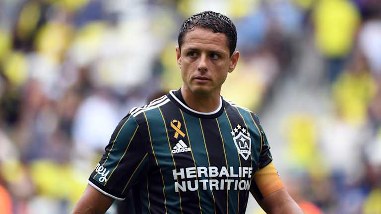 Chicharito sigue preparando su terreno para el retiro con nuevo negocio