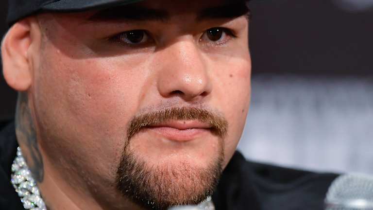 ¿Decadencia o hackeo? Andy Ruiz tuvo bochornoso momento viral en redes