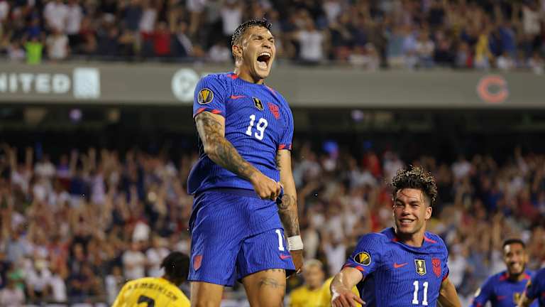 Estados Unidos sufre "efecto mexicano" en su debut en Copa Oro