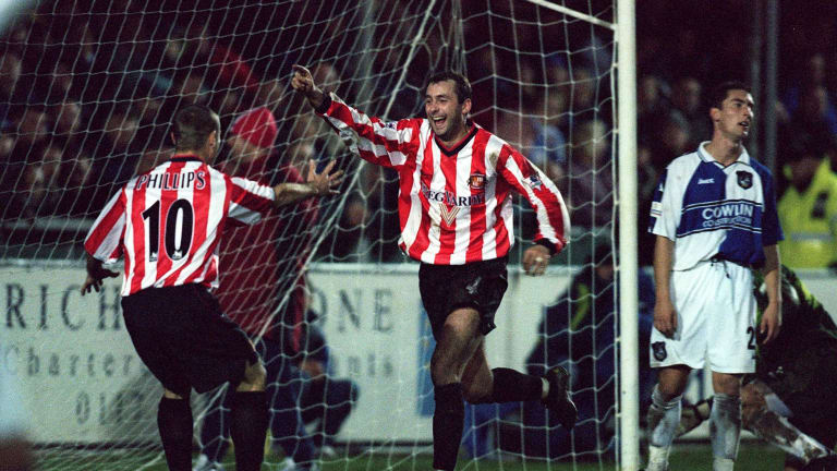 No striker no problem! We look back at some former Sunderland goalscoring midfielders