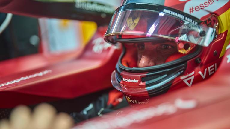 Carlos Sainz's Controversial Australian Grand Prix Penalty: What Happened?
