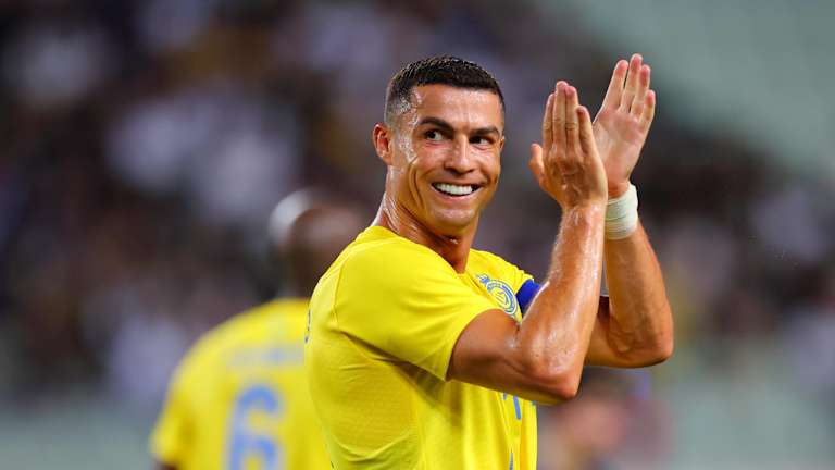 ¡On fire! Ronaldo marca un hat-trick y da asistencia en aplastante victoria del Al Nassr