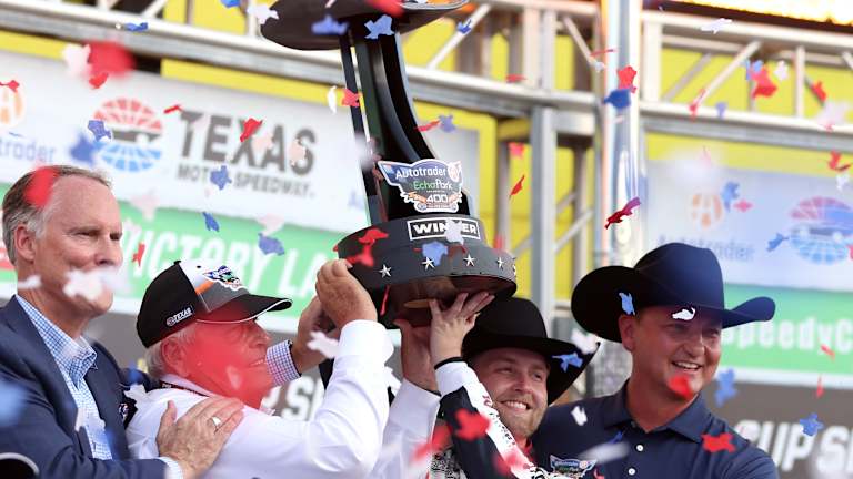 Byron takes Hendrick Motorsports 300th Cup win at Texas (plus full stats, VIDEOS)