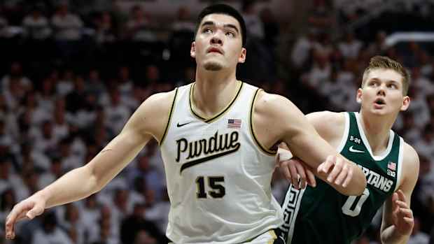 zach edey home vs michigan state