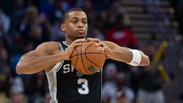 keldon johnson 222