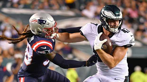 eagles patriots 33