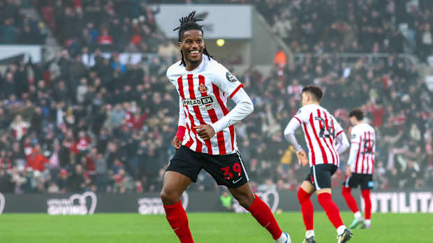 Pierre Ekwah - Sunderland v Plymouth