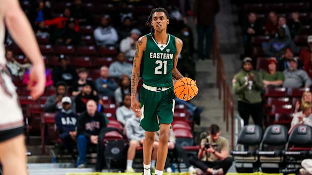 Emoni Bates Dec 30 2022