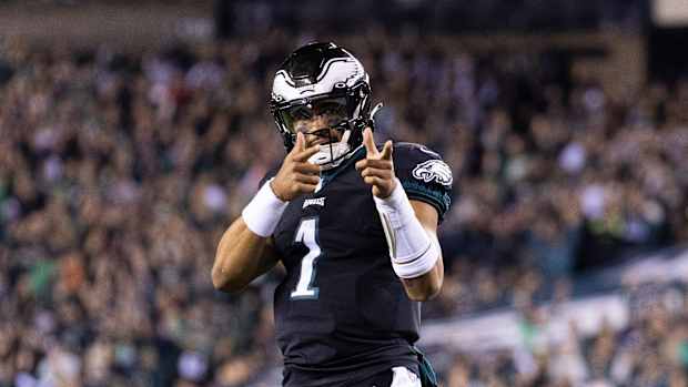 Eagles quarterback Jalen Hurts celebrates a touchdown.