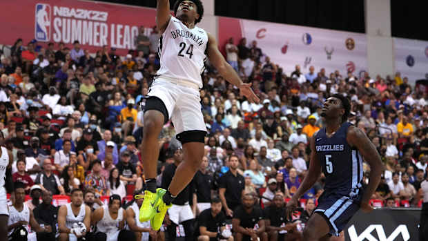 Brooklyn Nets guard Cam Thomas wore Nike Kobe 6 'Grinch' during NBA Summer League game.