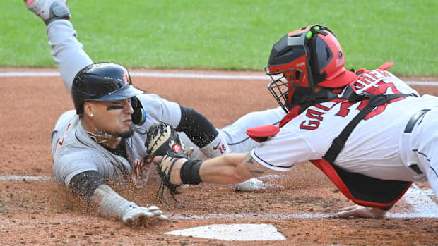 Javier Baez Cam Gallagher May 9 2023