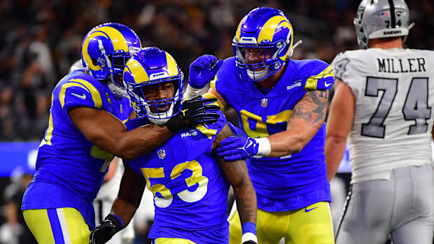Los Angeles Rams linebacker Ernest Jones (53).