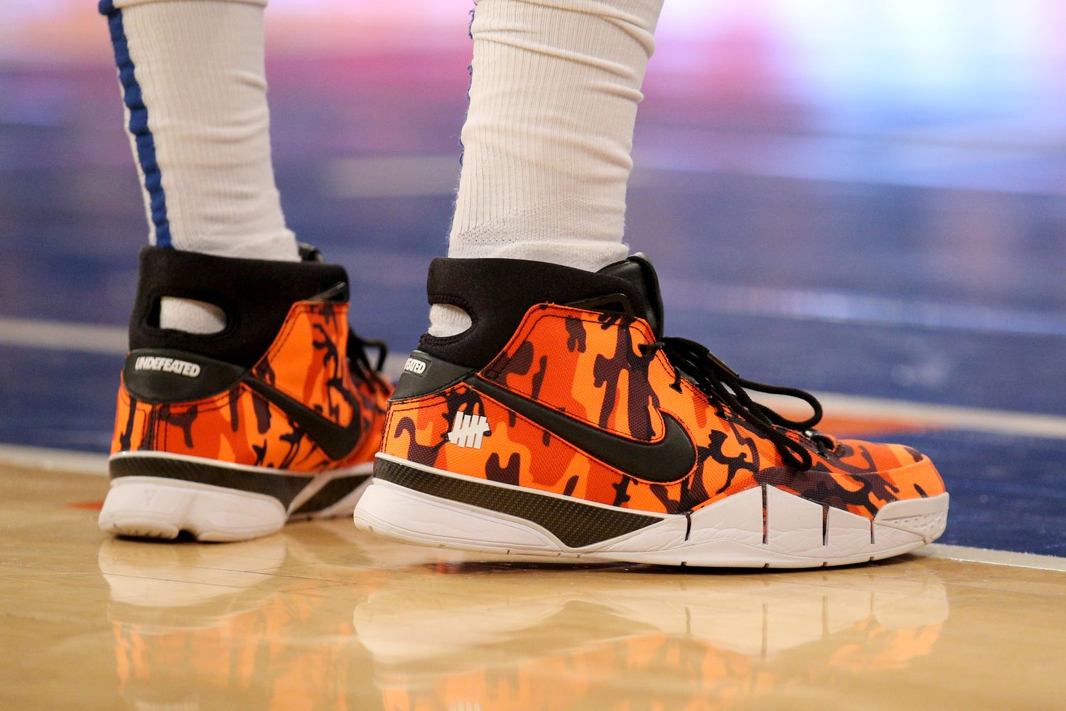 New York Knicks forward Julius Randle wears the Nike Kobe 1 Protro 'Undefeated Orange Camo (Phoenix)' sneakers. The Knicks hosted the Memphis Grizzlies on February 2, 2022.