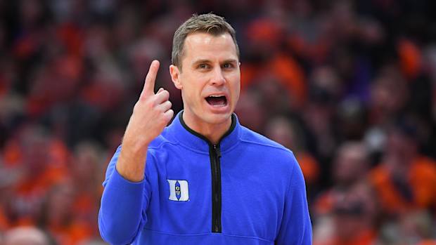 Duke basketball head coach Jon Scheyer