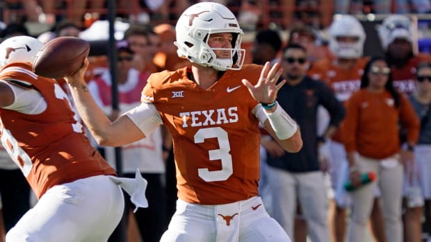 Texas Longhorns QB Quinn Ewers will return vs. the TCU Horned Frogs on Saturday