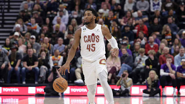 Donovan Mitchell Jan 10 2023