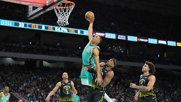 keldon johnson 332