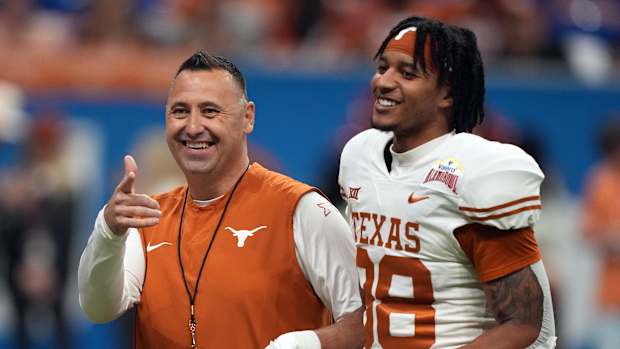 steve sarkisian casey cain 33